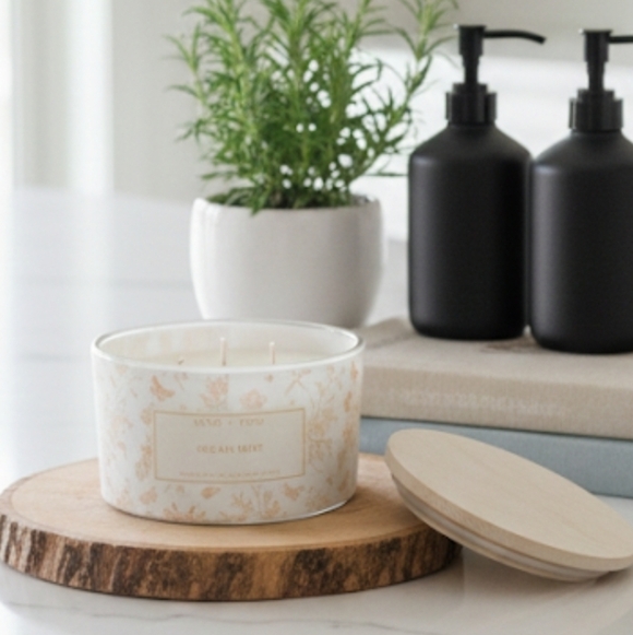 Sand + Fog Other - Sand & Fog Ocean Mist HUGE 4-Wick Candle ~ 23 oz